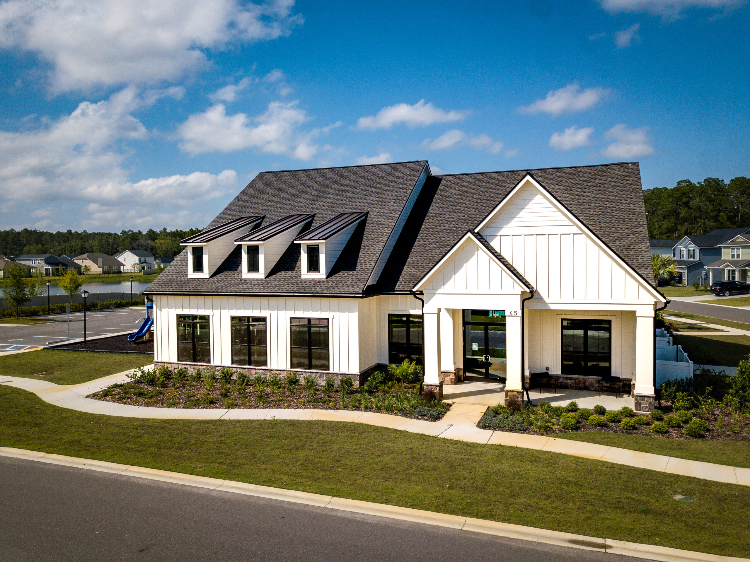 Hammock Oaks amenity center